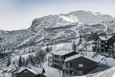 Image de Ski in/Ski out with Sauna and Modern Mountain Comfort