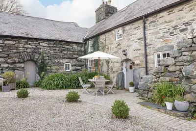 Image de Bwthyn Canol, Llanfair