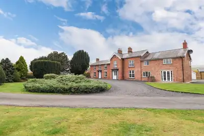 Image de Bodaioch Hall, Caersws