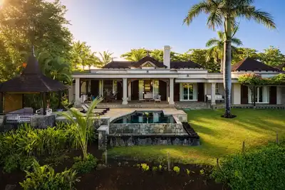 Image de Peaceful 4-Bedroom Villa / Infinity Pool & Garden View