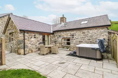 Image de Briws: A Hidden Gem in Llangwm
