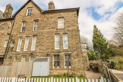 The Lanterns, Buxton