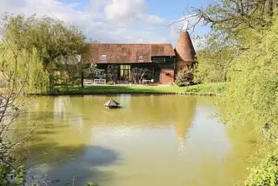 Image de Charming Harbourne Oast Barn