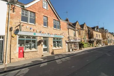 Postmaster's Lodging Retreat