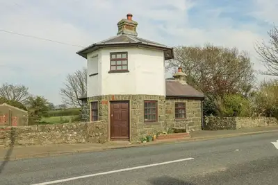 Old Tollgate, Llangefni