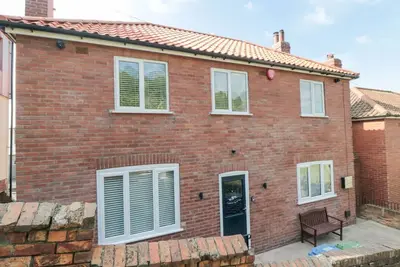 11 Castle Gardens, Scarborough