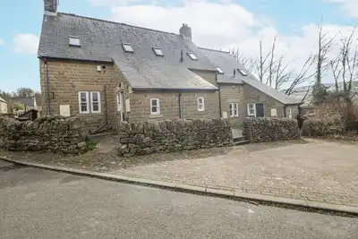 Win Hill View, Bamford