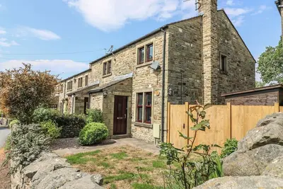 Charming Croft Cottage Retreat