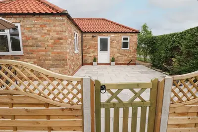 The New Build, Louth