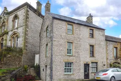 1a Market Square, Tideswell
