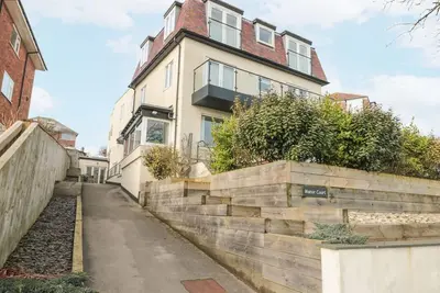 Weydale Avenue, Scarborough