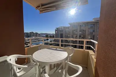 Image de Port Fréjus, Les Rives Latines, 100m des plages, Vue Port, t2 40m2, 4 pers, clim, garage