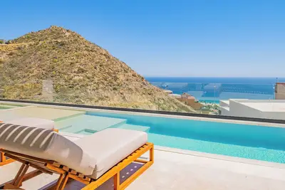 Image de New! Casa Calimigos: Modern Oceanview Escape in Pedregal. Promos Available