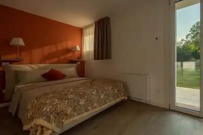 Image de Suite-Design-Sdb privée avec douche-Vue sur Jardin-Ulivo