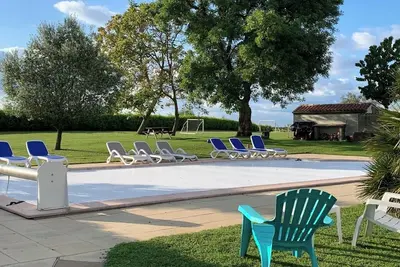 Image de Gîte tout confort 8 personnes avec piscine, grand jardin - Mer à 15 km