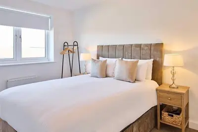 Host & Stay | Abbey View House