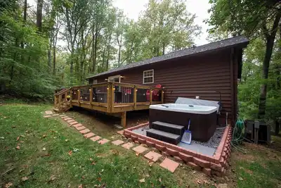Image de Blue Mountain House - Hot Tub, Grill, Fire Table