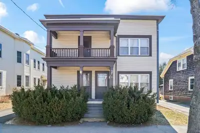 Image de Historic 4br in Downtown | Near Bates College