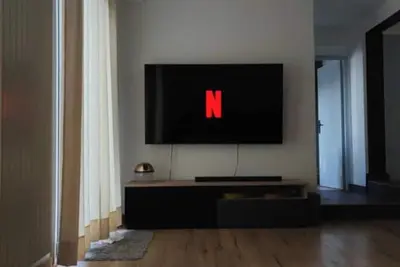 Image de Piscine privée & Bbq • Maison proche Paris