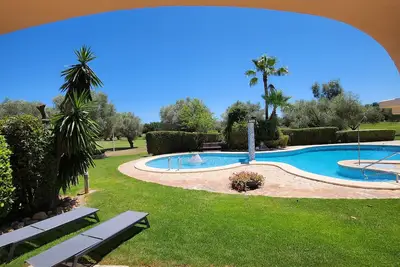 Image de Maison de plein-pied avec piscine dans le golf de San Jordi Castellón