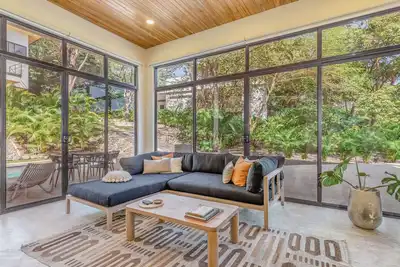 Image de Private Pool Villa in Gated Community, Near Surf & Yoga - Sleeps 8