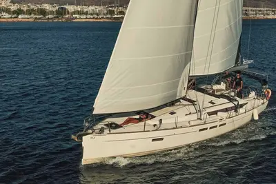 Image de Sun-Kissed Sailing Adventure in Islas Sarónicas