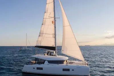 Image de Sun-Kissed Sailing Adventure in Islas Sarónicas