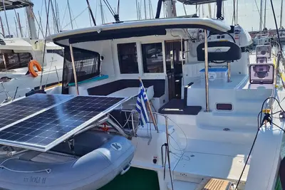 Image de Sun-Kissed Sailing Adventure in Islas Sarónicas