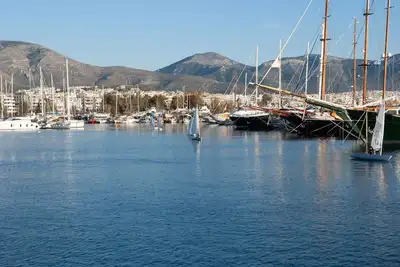Image de Sun-Kissed Sailing Adventure in Islas Sarónicas