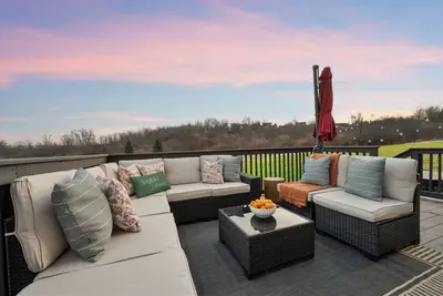 Image de New! Sunfield House - HotTub•Sauna•Lake