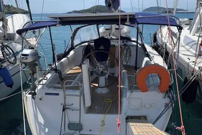 Image de Sun-Kissed Sailing Adventure in Islas Esporadas