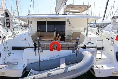 Image de Sun-Kissed Sailing Adventure in Islas Sarónicas
