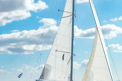 Image de Sun-Kissed Sailing Adventure in Islas Sarónicas