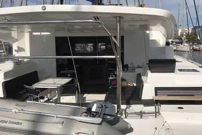 Image de Sun-Kissed Sailing Adventure in Islas Sarónicas