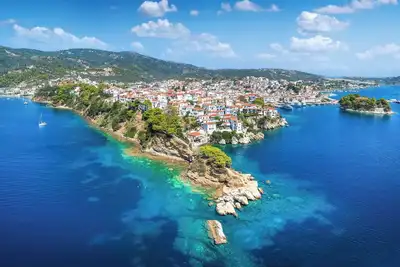 Image de Sun-Kissed Sailing Adventure in Islas Esporadas