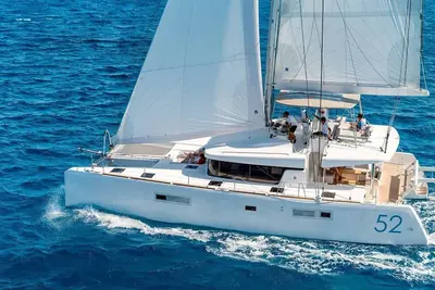 Image de Sun-Kissed Sailing Adventure in Islas Sarónicas