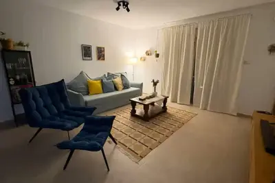 Image de A cozy house between the desert and the sea.