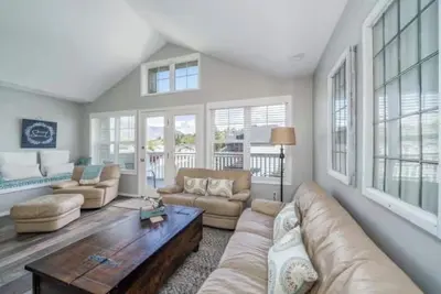Image de Spacious 4-bedroom Wapato Ridge Townhome
