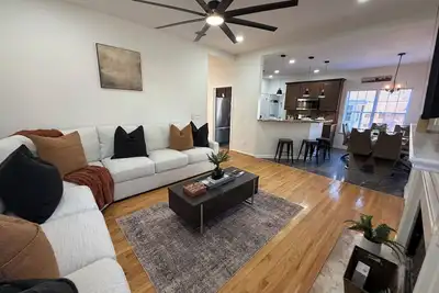 Image de GHome, Modern Cozy 5br 10beds located  in Lilburn, Ga with Ac perfect for family