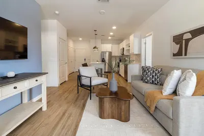 Image de Landing | Beautiful 2bd, Clubhouse, Gym
