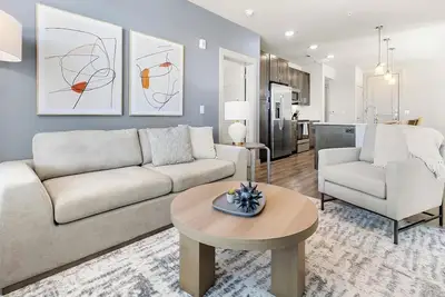 Image de Landing | Stylish 2bd, Clubhouse, Game Room