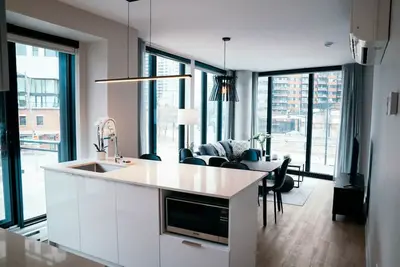 Image de 908 - 1222 Des Bassins