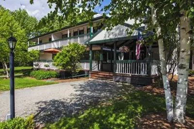 Image de Four Season Condo:  seasonal pool, ski, hike & golf