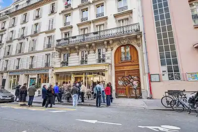 Quartier Les Marais 1 Bedroom Apartment Netflix