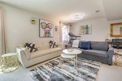 Image de 2 Mi to Swift Creek Reservoir! Apt in Midlothian