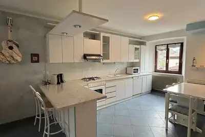 Image de Appartement Casa al Lago – 3 Chambres, 5 Personnes, Proche du Lac de Garde avec Balcon