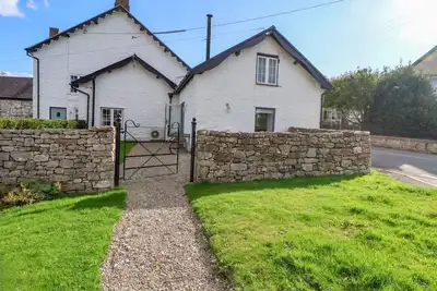 Image de Cwtch: A Cozy Retreat in Cilcain