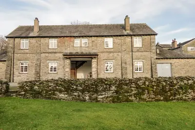 Image de Crummock, woodburning stove, in Sawrey
