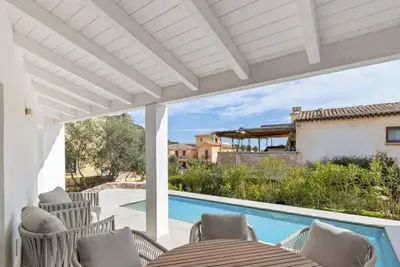 Image de Apt Ginevra 1 – Relax with terrace, garden and pool 🌿☀️