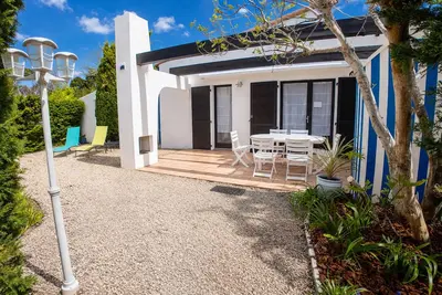 Image de Maison de vacances à 250 m de la plage et de la foret.